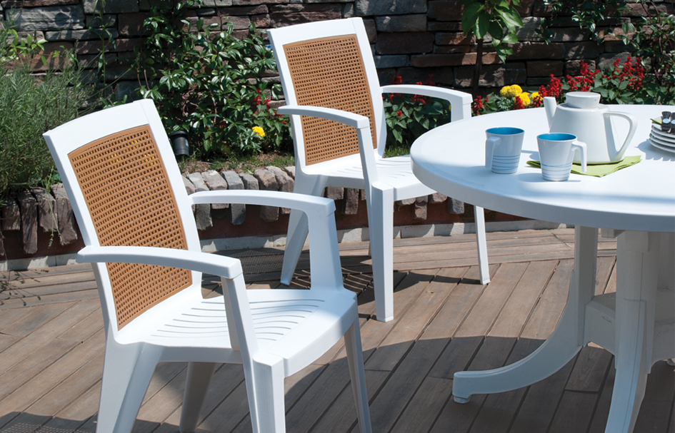 خرید صندلی پلاستیکی دسته دار