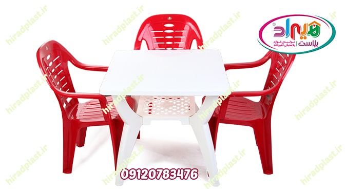 میز صندلی پلاستیکی برای حیاط