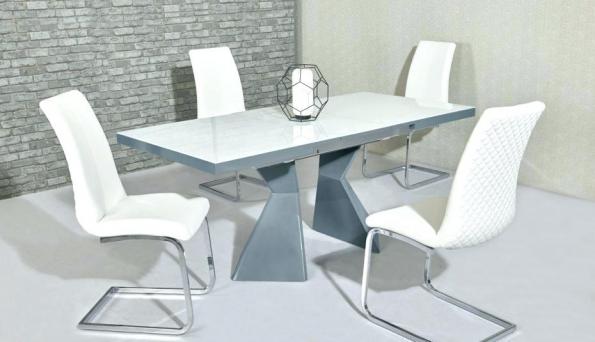 قیمت روز انواع میز پلاستیکی مدرن و باکیفیت در بازار