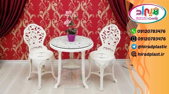  میز صندلی پلاستیکی طرح طاووسی