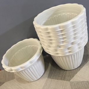 گلدان پلاستیکی