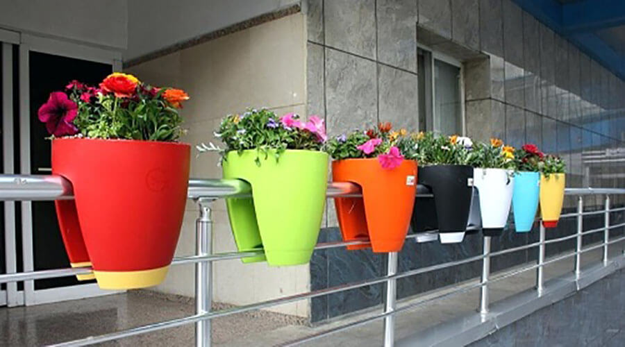 گلدان پلاستیکی تراس