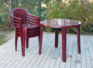 صندلی پلاستیکی باغی