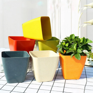 گلدان پلاستیکی سایز 6