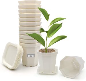 گلدان پلاستیکی سفید بزرگ