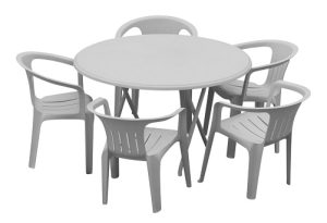موارد مصرف میز و صندلیهای پلاستیکی