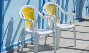 بهترین قیمت صندلی پلاستیکی باغی