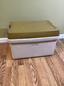 خرید انواع یخدان پلاستیکی