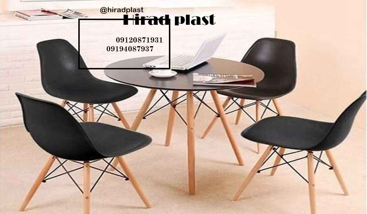 میز و صندلی پایه چوبی